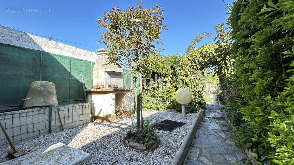 Maison à CAMBLAIN-CHATELAIN