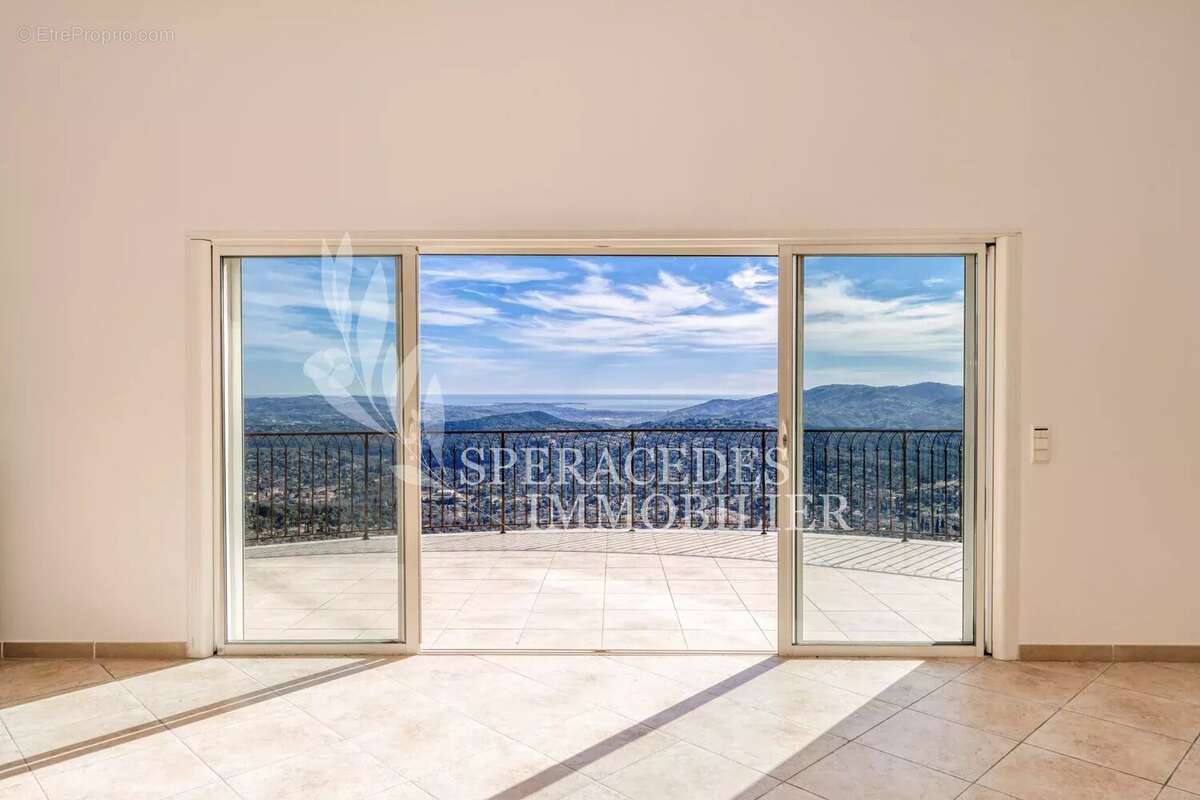 Maison à SPERACEDES