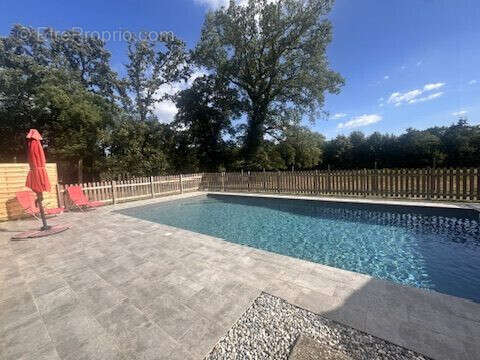 Maison 200 m² à Saint-Vincent-De-Paul  - photo 5