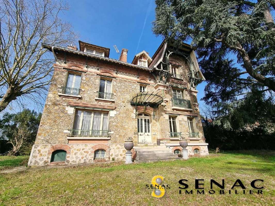 Maison à SAINT-LEU-LA-FORET