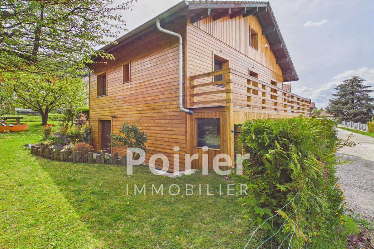 Maison individuelle à Neuvecelle vue lac et centre ville - photo 10