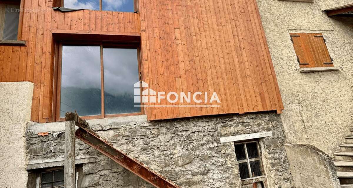 Maison à SAINT-MARTIN-D&#039;ARC