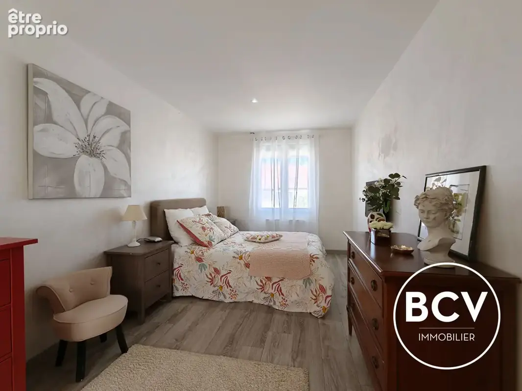 LEVES - Maison familiale réonvée avec sous-sol total - photo 6