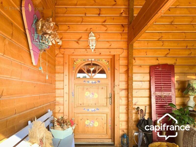 01300 cuzieu maison bois massif type chalet, 146 m² ,plain-pied terrasse, garage,piscine, terrain 1100 m2 - photo 13