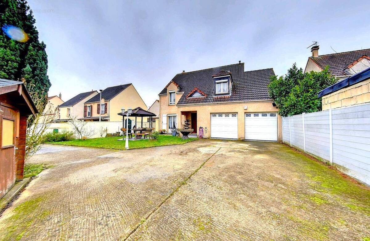 Maison à VILLEPINTE