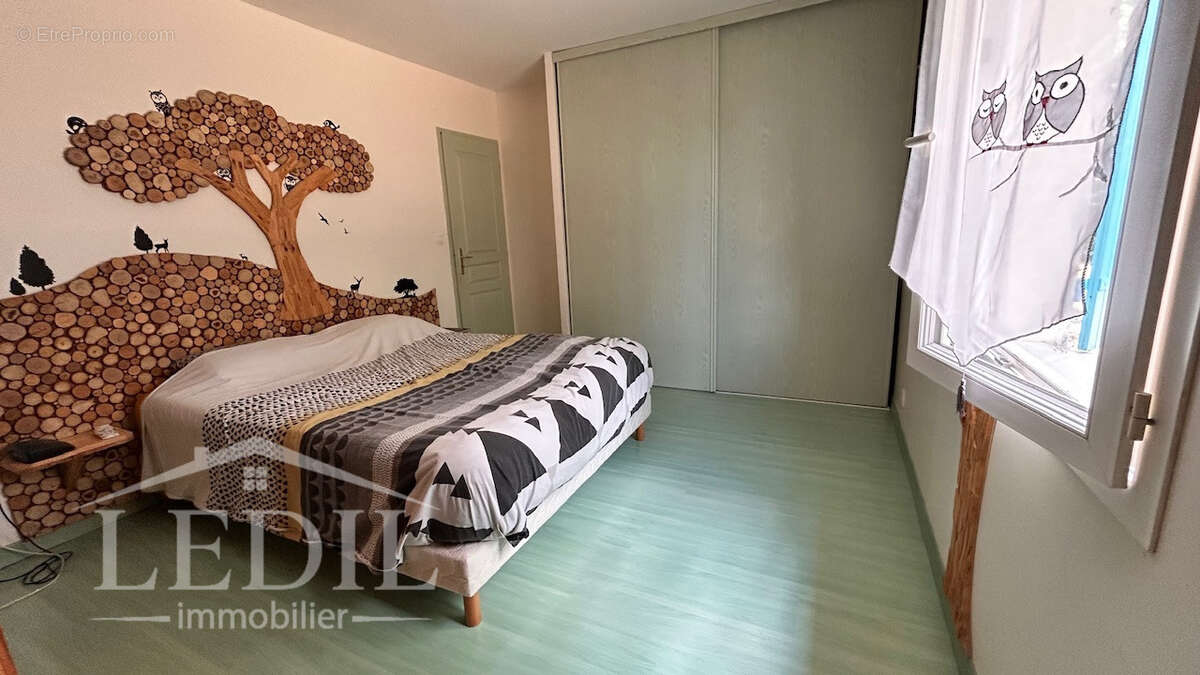 Maison à SAINT-PIERRE-D&#039;EYRAUD