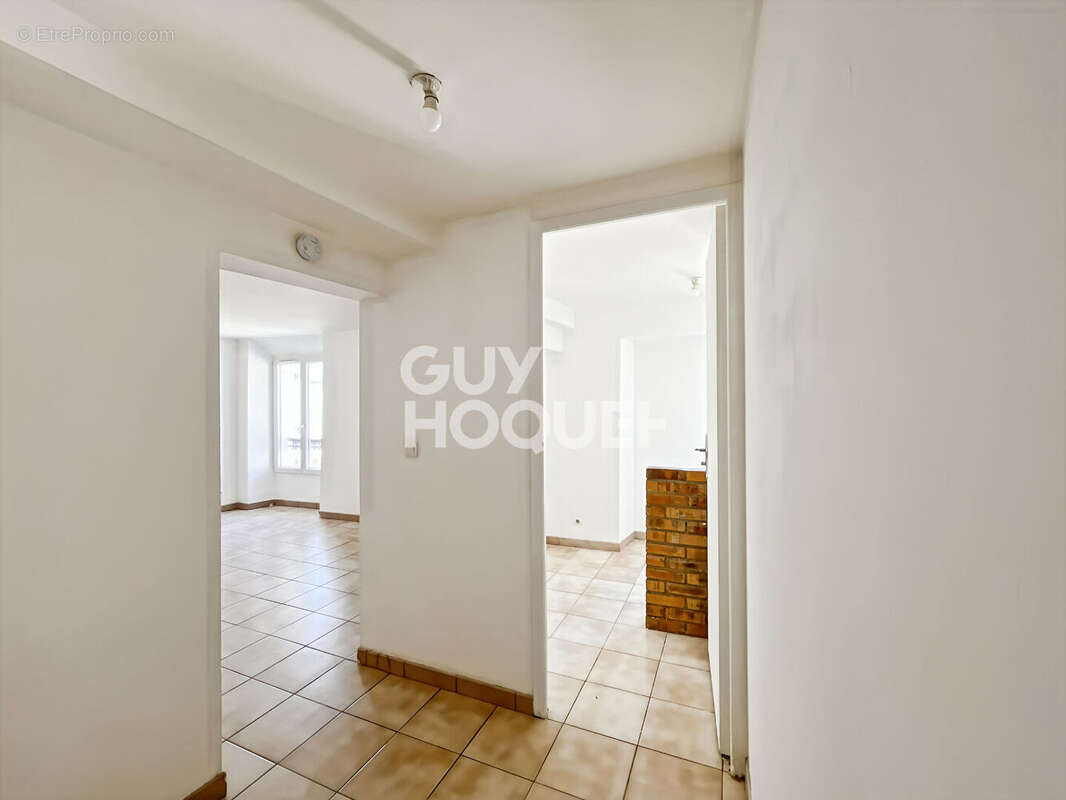 Appartement à FONTENAY-TRESIGNY