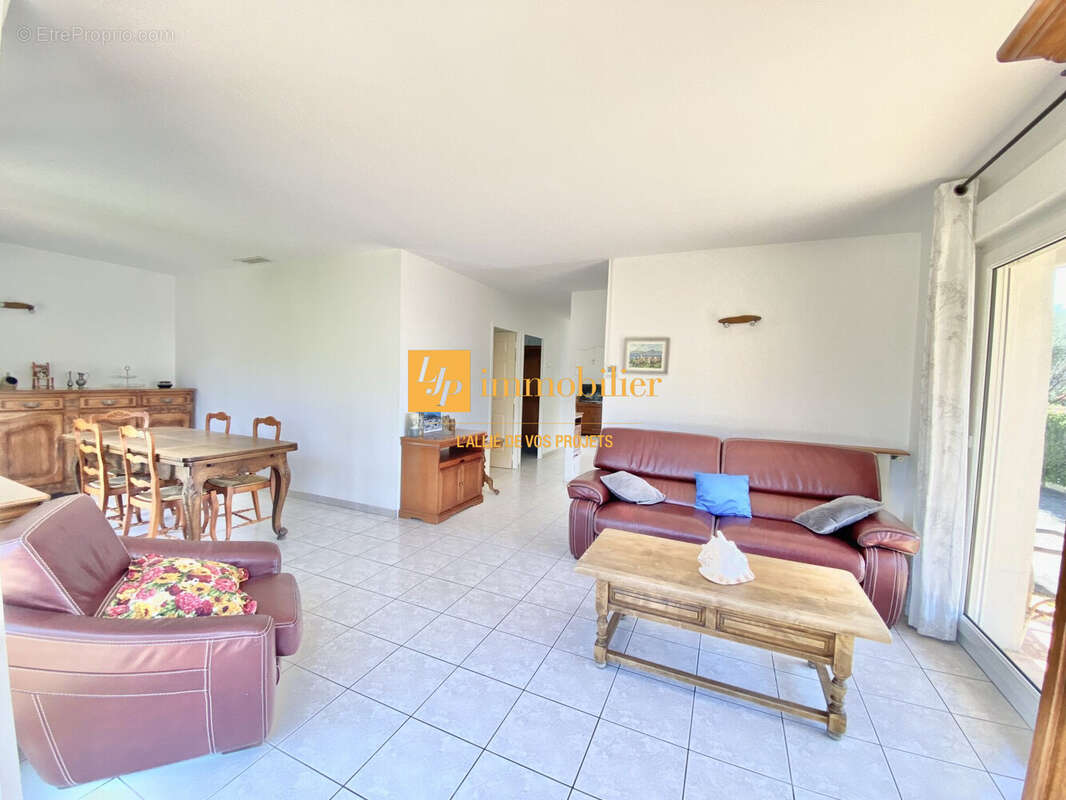 Maison à LES MATELLES