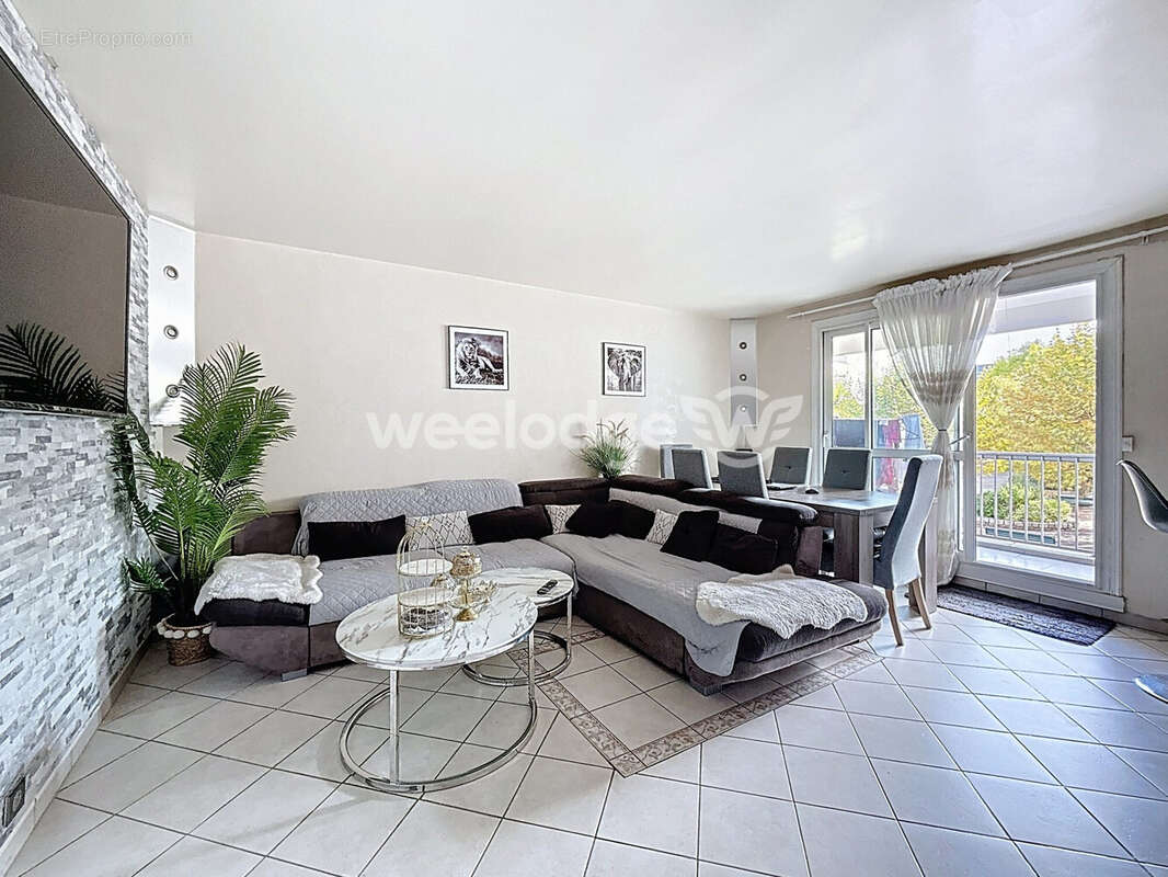 Appartement à ERAGNY