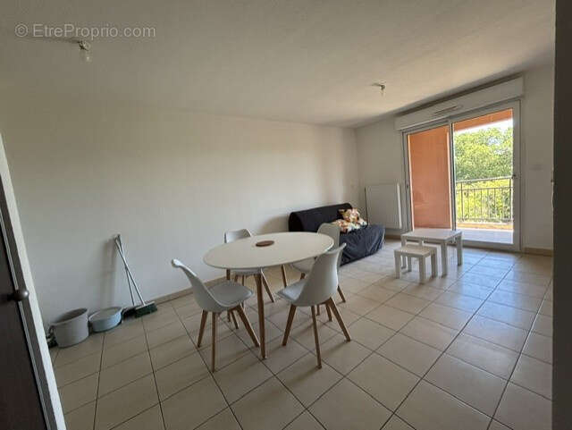 Appartement à JUVIGNAC