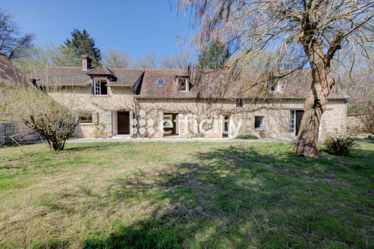 Maison 420 m² à La Boissiere-Ecole  - photo 14