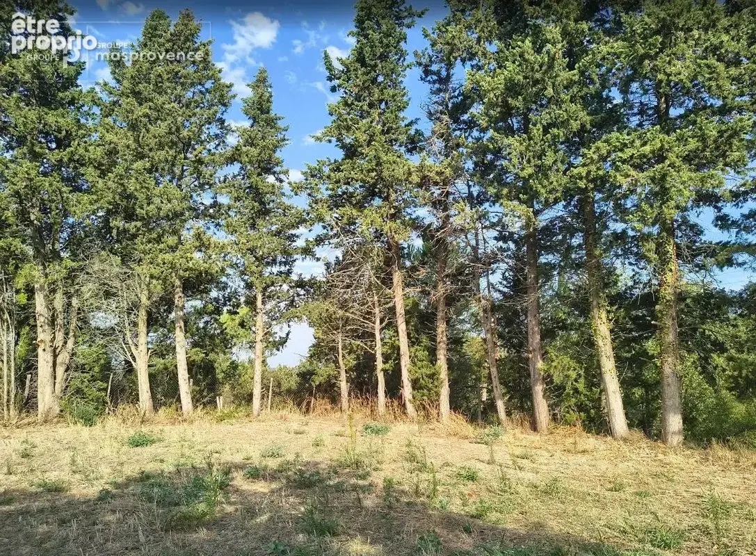 Terrain à bâtir de 1122 m² à AUBIGNAN (84) - photo 5