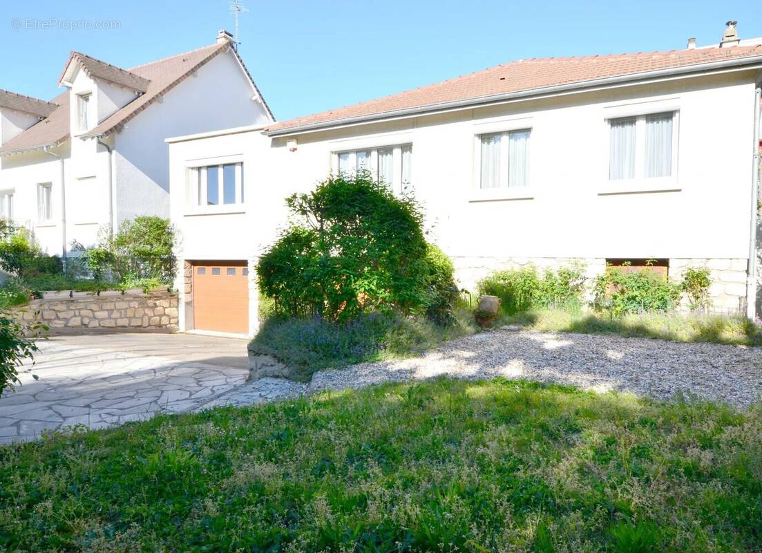 Maison à CROISSY-SUR-SEINE