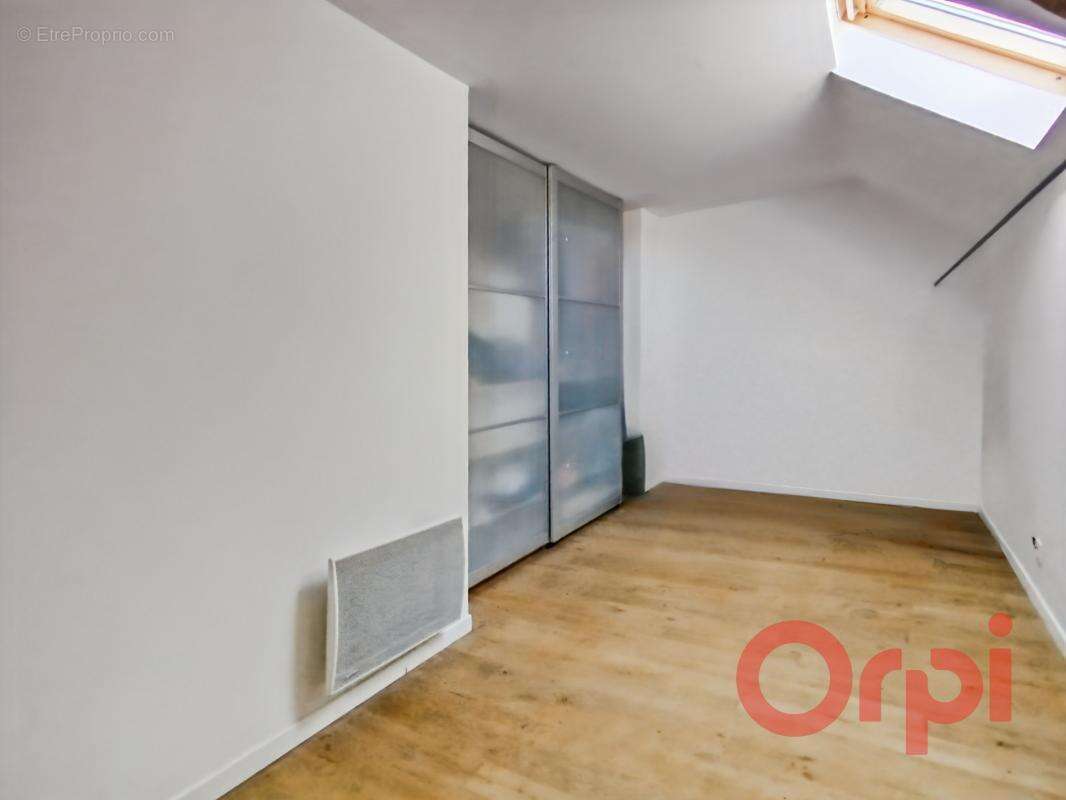 À vendre – Charmante maison en pierre à Couleuvre, aux portes de la forêt de Tronçais - photo 12