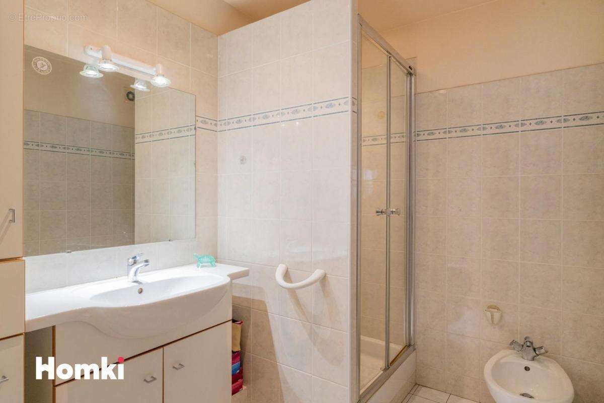 Appartement à MARSEILLE-7E