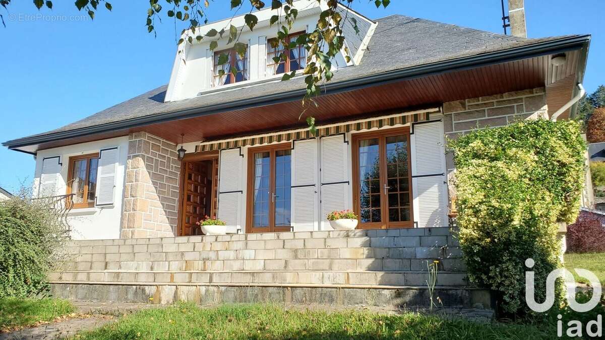 Maison 150 m² à Ussel  - photo 4
