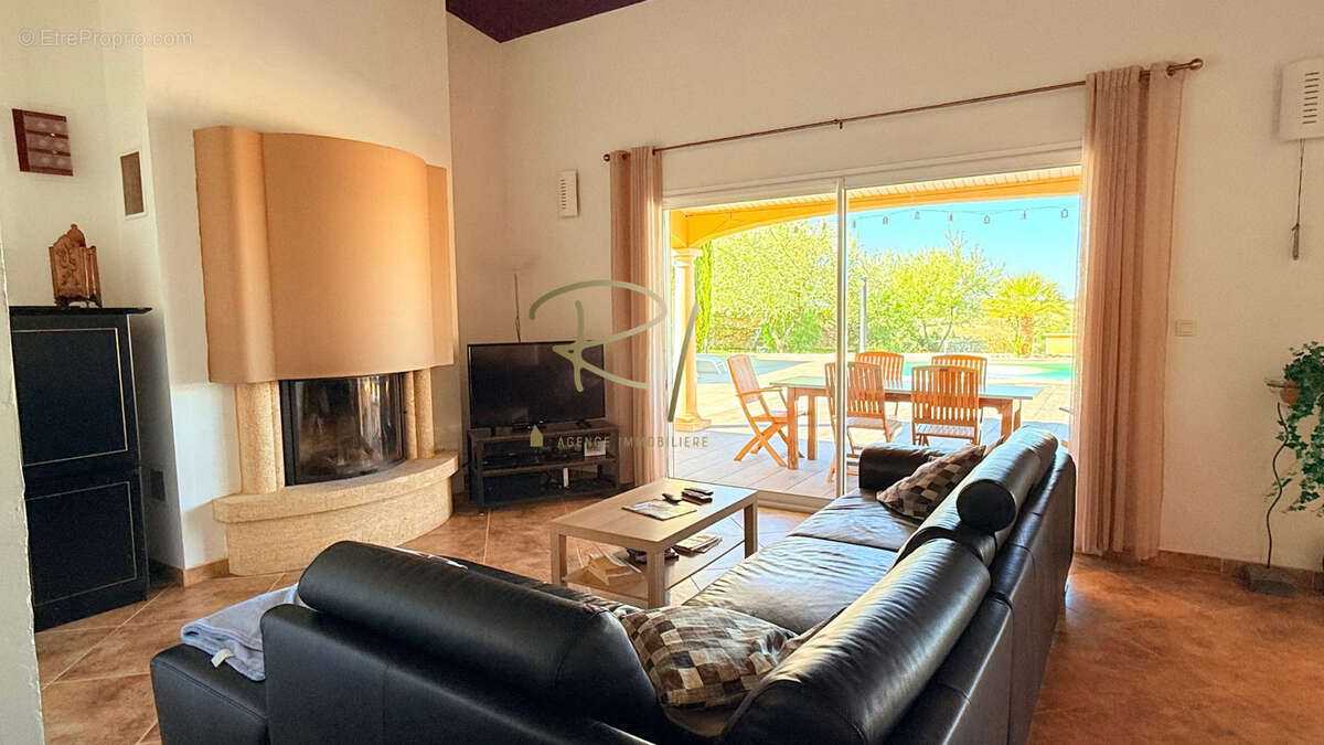 Magnifique maison avec vue exceptionnelle  à Orgnac-l’Aven (Ardèche) - photo 10