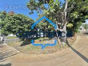 Terrain à SAINT-LOUIS