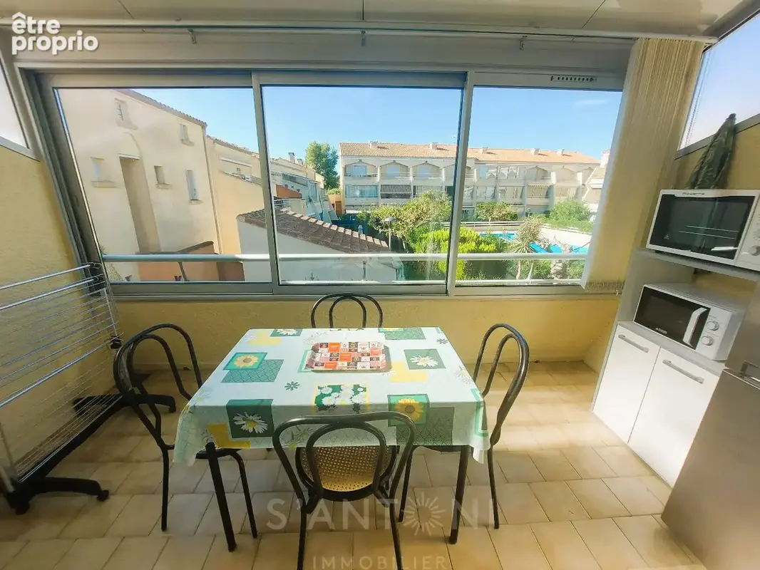 6 couchages, cabine, mezzanine, parking, piscine, loggia, 200m de la mer - photo 4
