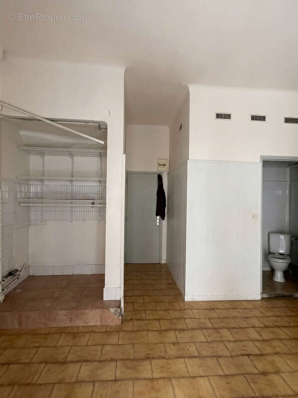 Perpignan La Réal  F2  28m2 - photo 4