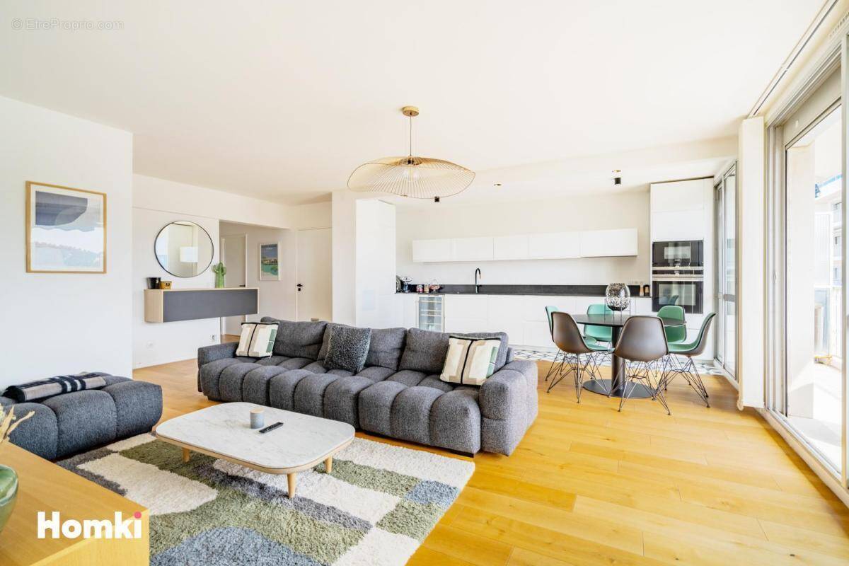 Appartement à MARSEILLE-9E