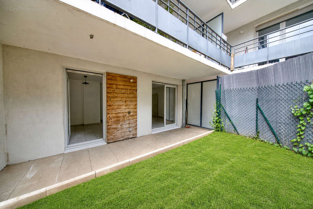 Appartement à SAINTE-FOY-LES-LYON