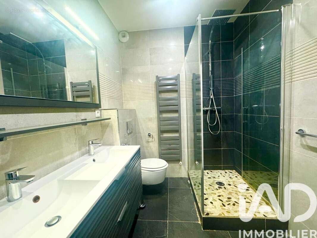 Photo 6 - Appartement à PARIS-16E