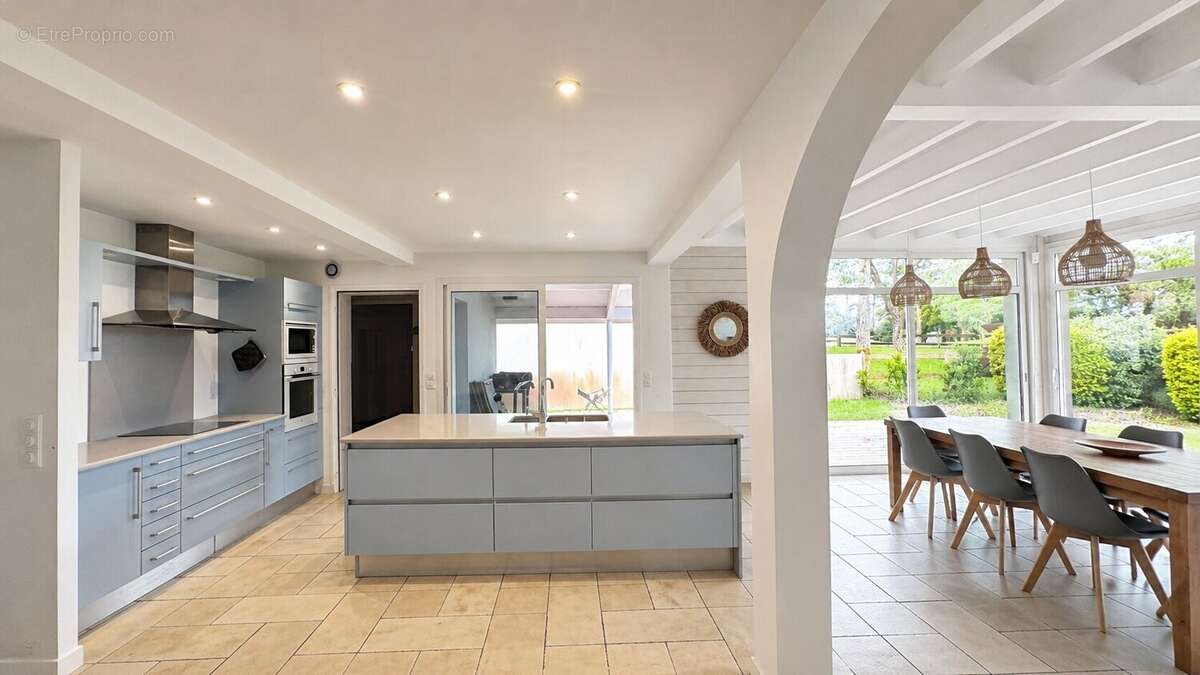 Villa d'architecte au calme vue golf pinsolle, 15 minutes a pied des plages - photo 10