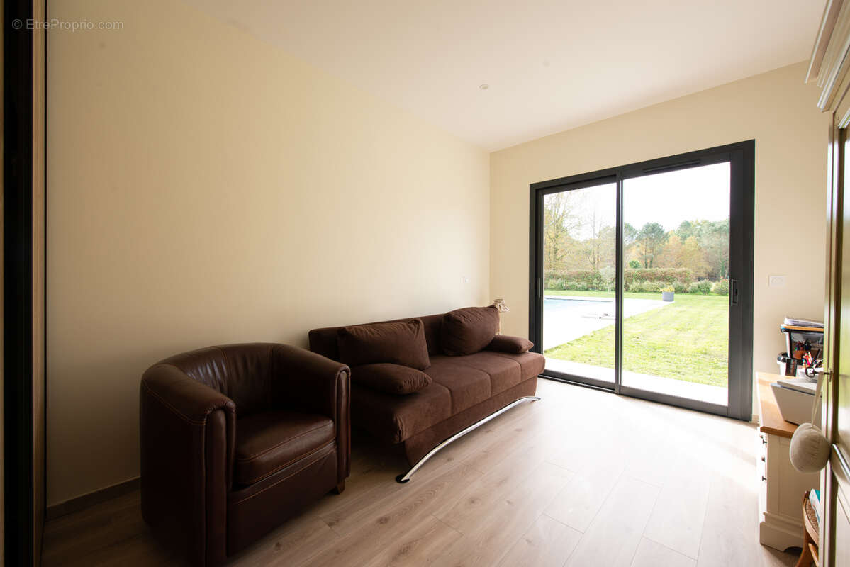 Maison à LESPARRE-MEDOC