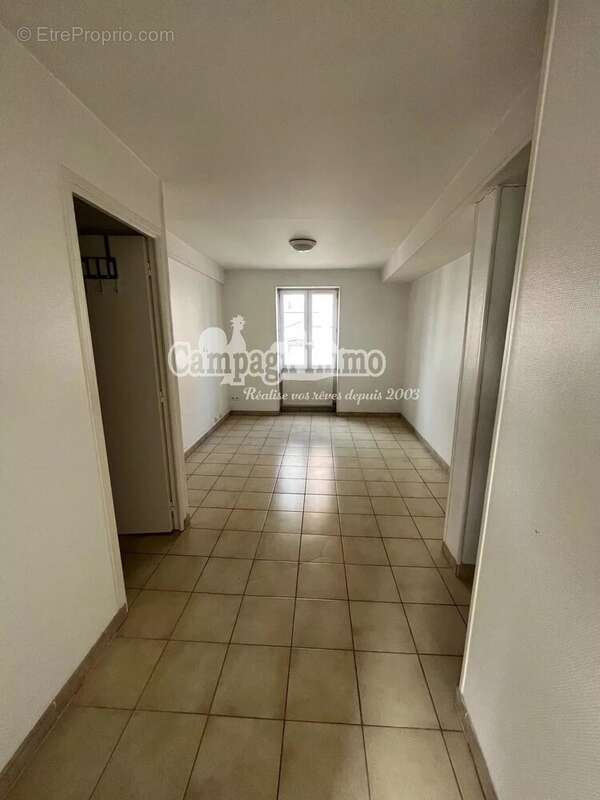 Appartement T3 centre-ville loué - photo 2