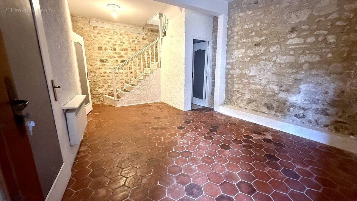 Appartement à MEZY-SUR-SEINE