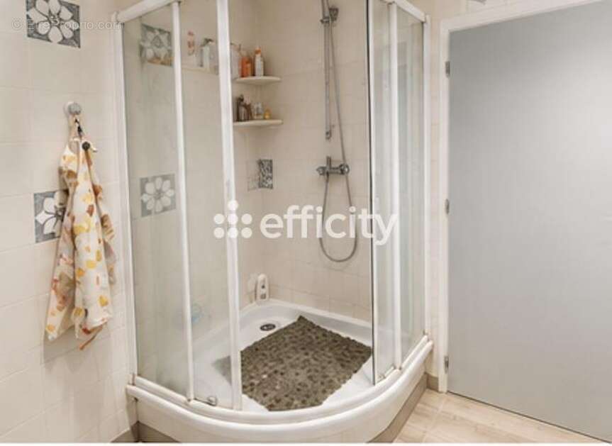 Appartement à CHATEAUNEUF-LES-MARTIGUES