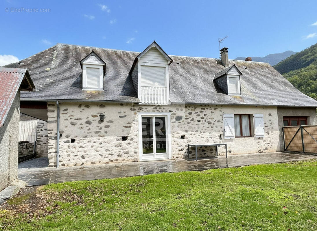 Maison à PIERREFITTE-NESTALAS