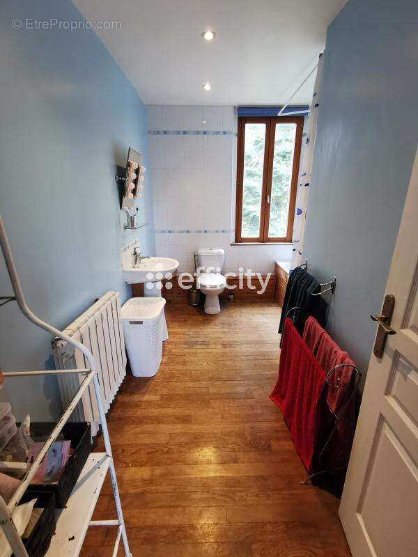 Maison à JUVIGNY-LE-TERTRE