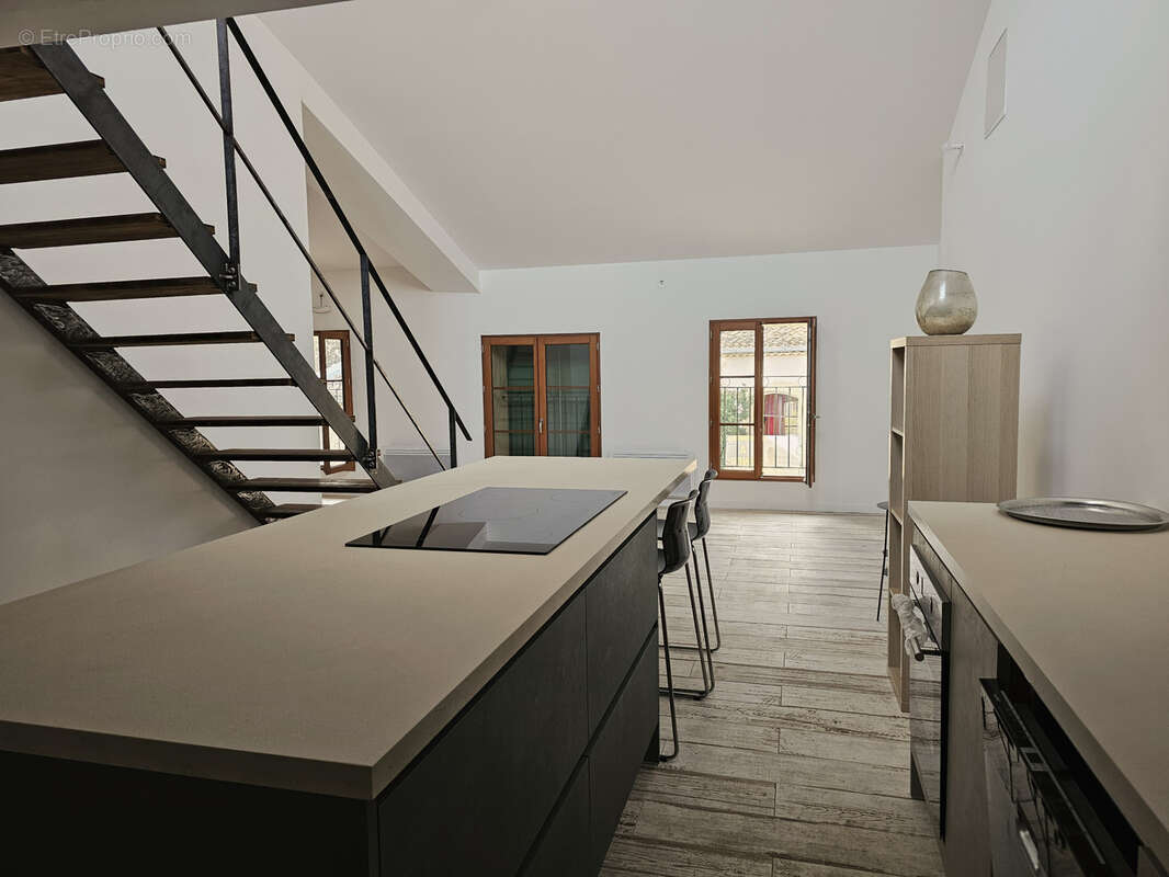 Appartement à ROGNES