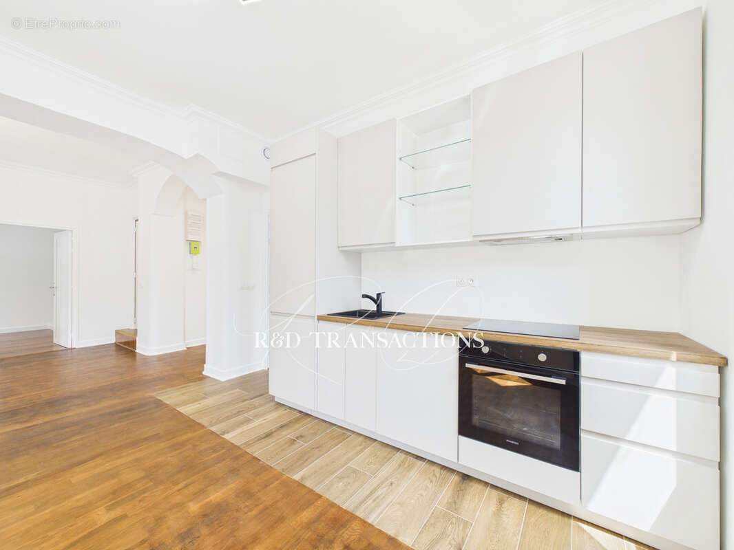 Appartement à SURESNES