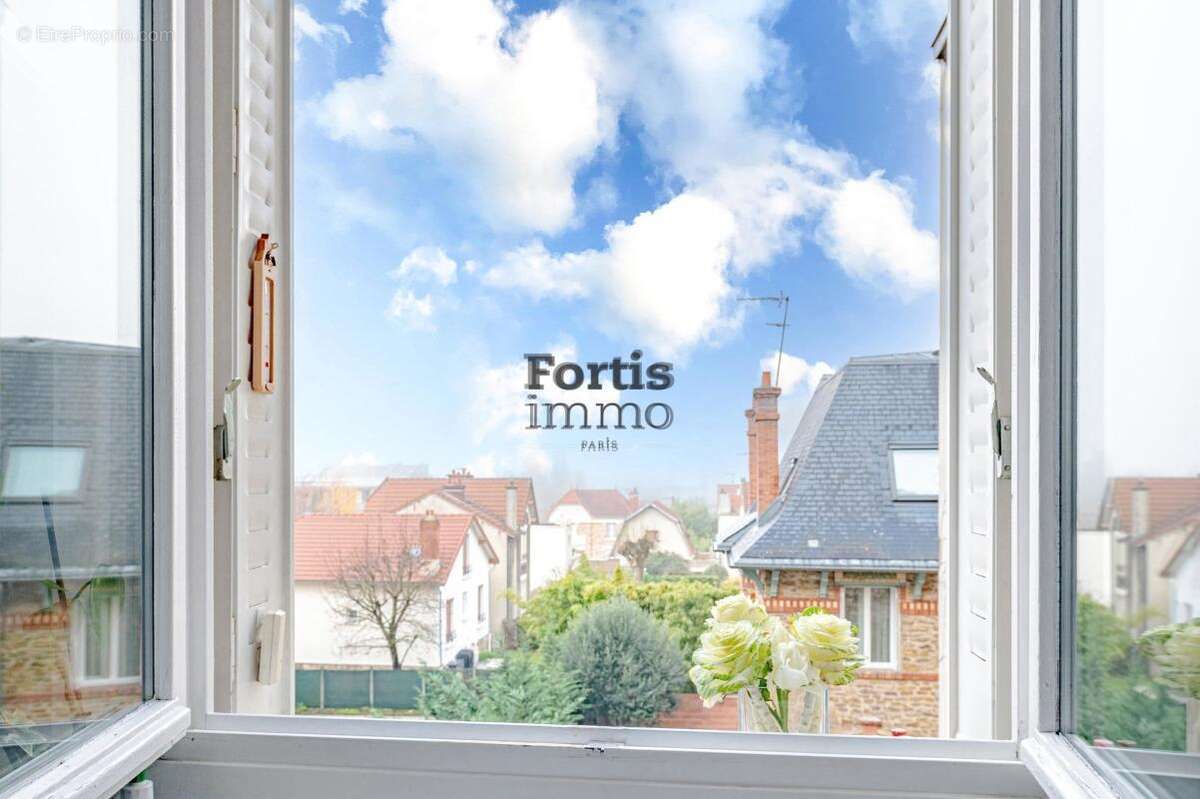 Appartement à LE RAINCY