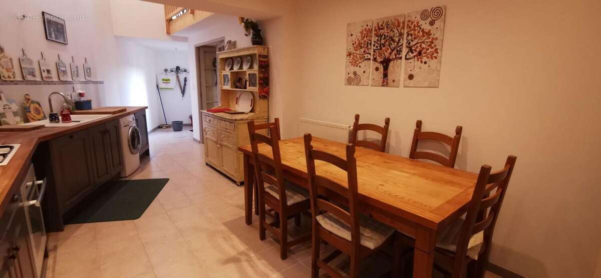 Maison 145 m² à Cordes-Sur-Ciel  - photo 7