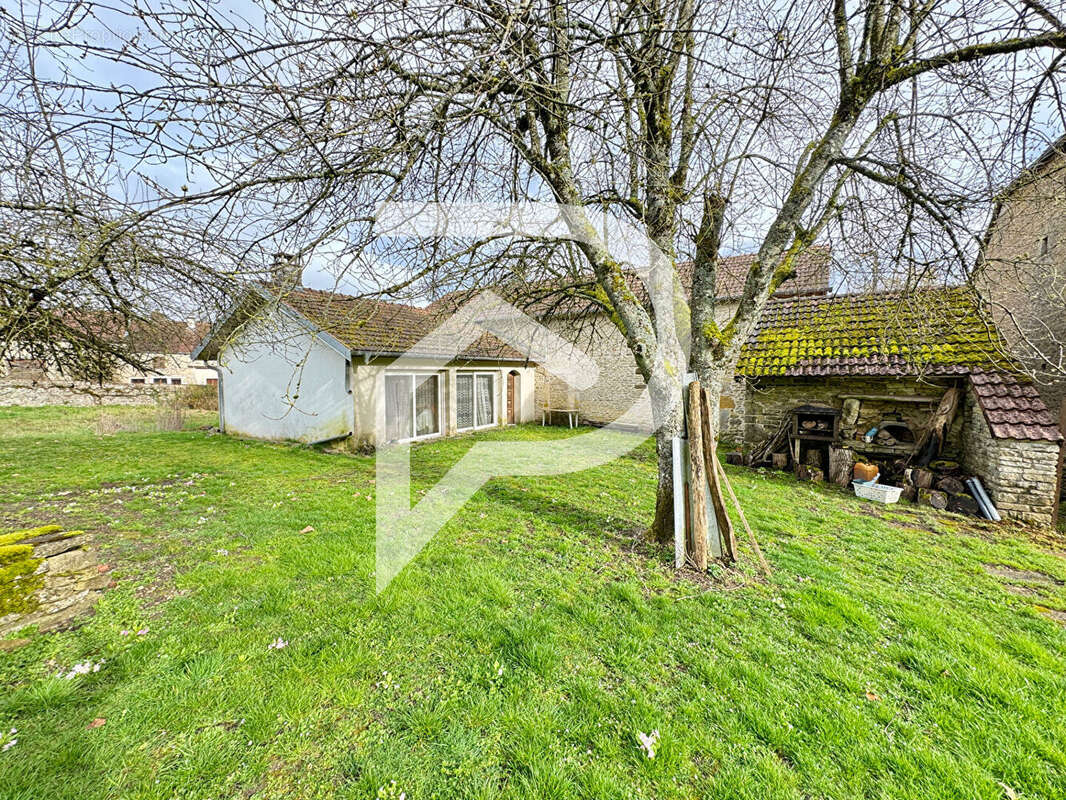Maison Chassigny  6 pièces - photo 7