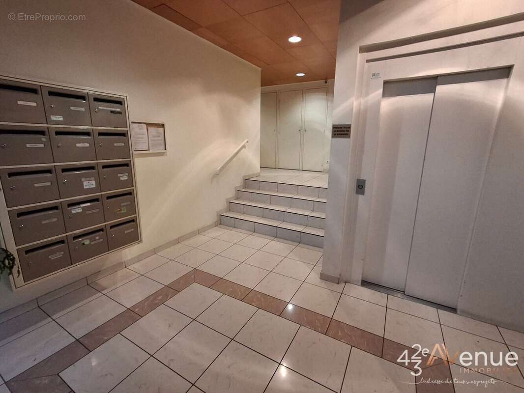 Appartement à SAINT-JUST-SAINT-RAMBERT