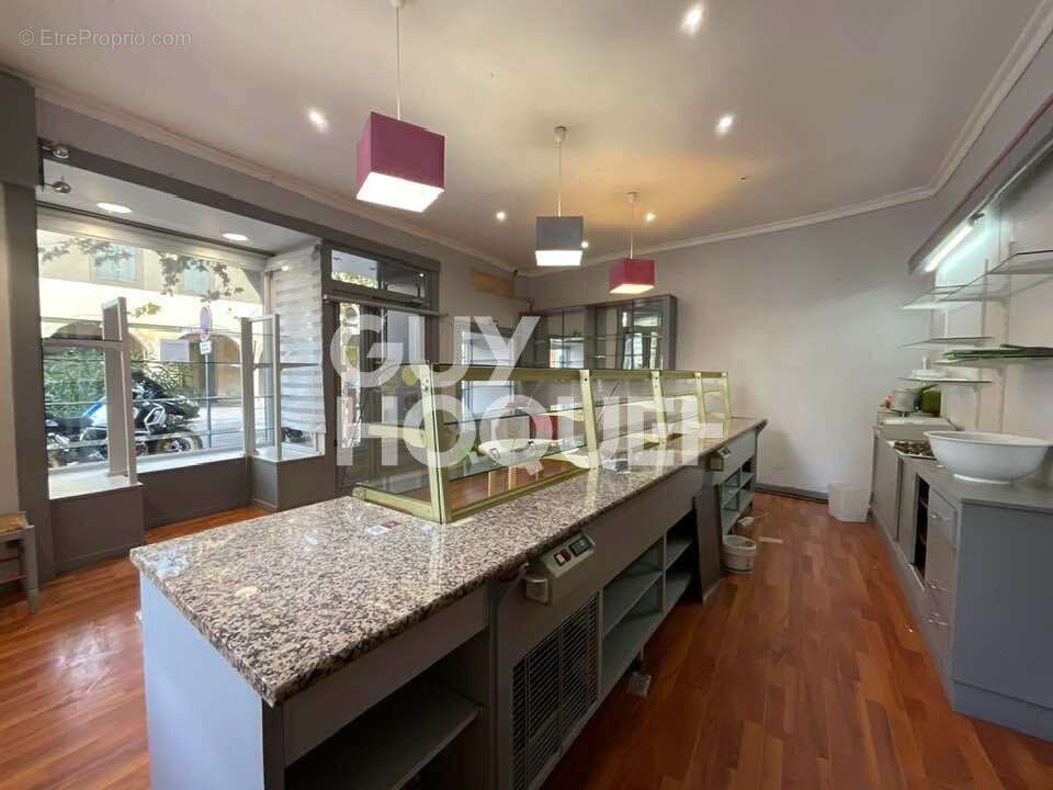 VENTE d'un immeuble  T7 (250 m²) à CAVAILLON - photo 6