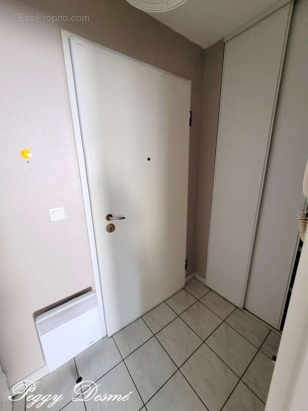 Appartement à vendre T1 BIS LA ROCHELLE (17) - Balcon - Local à vélos - photo 8