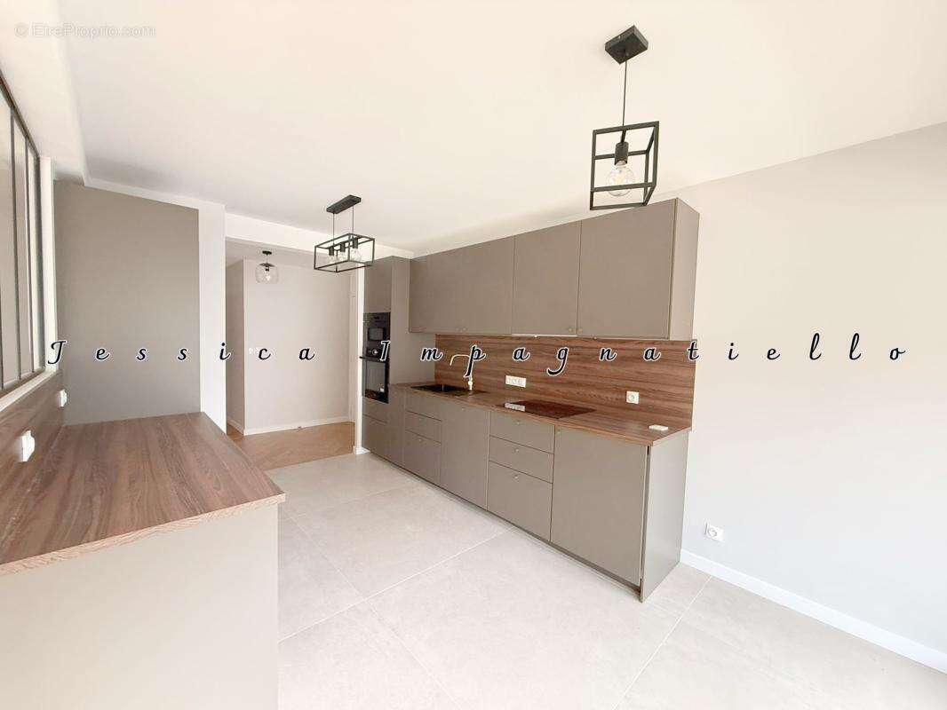 Appartement à MARSEILLE-8E