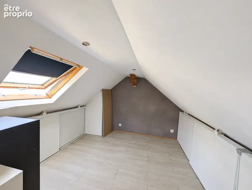 Triplex 3 pieces aux allures de maison de ville - - vert-le-grand - photo 5