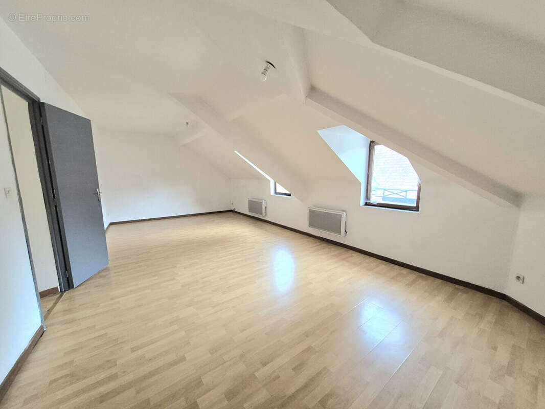 Maison à CONDE-SUR-L&#039;ESCAUT