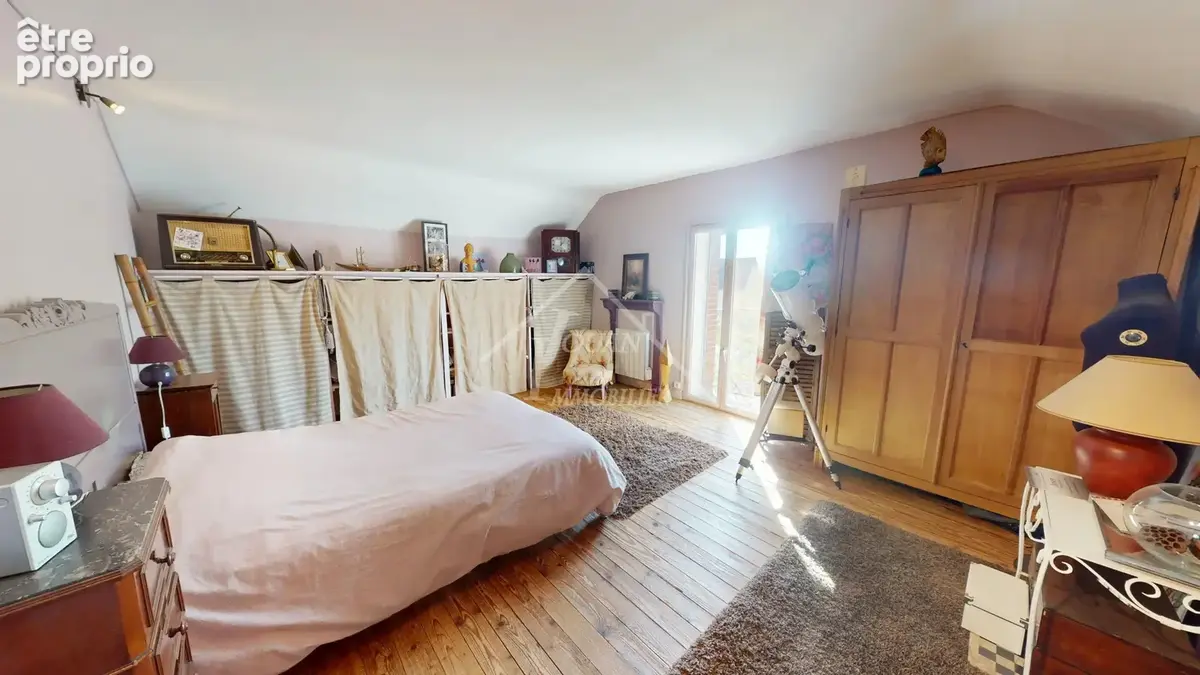 Maison avec un studio indépendant - photo 16