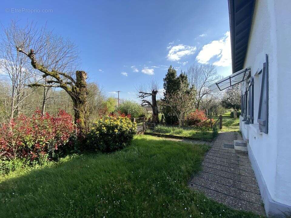 Maison à SAINT-JUSTIN