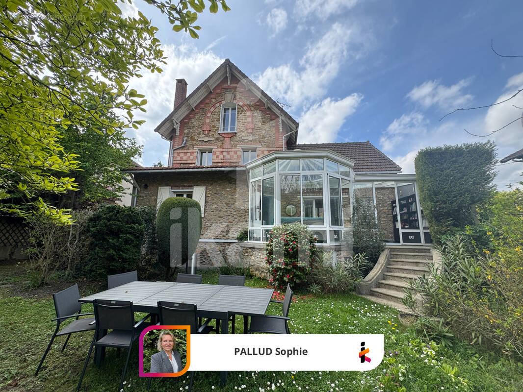 Maison à AULNAY-SOUS-BOIS