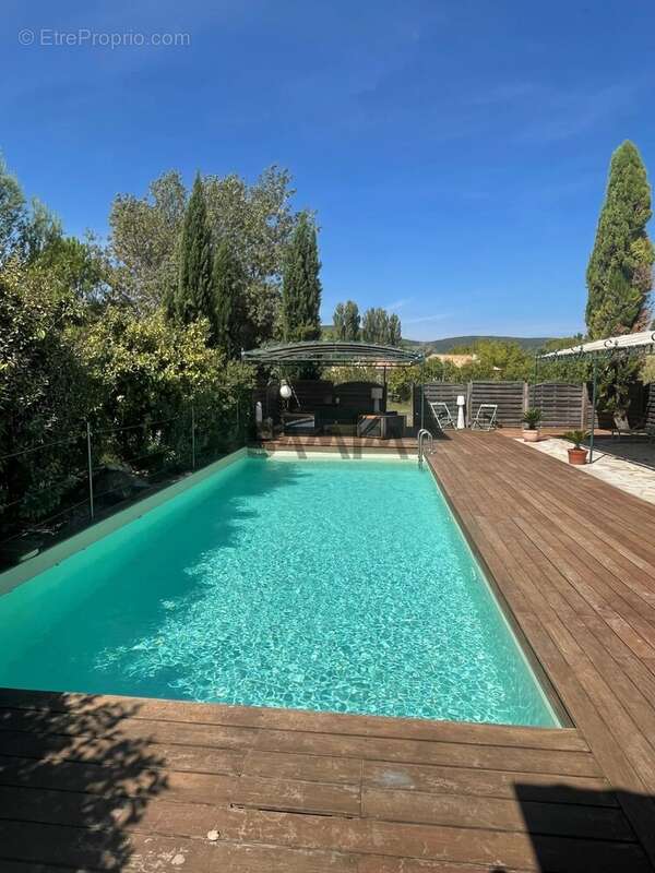 Maison à POMPIGNAN