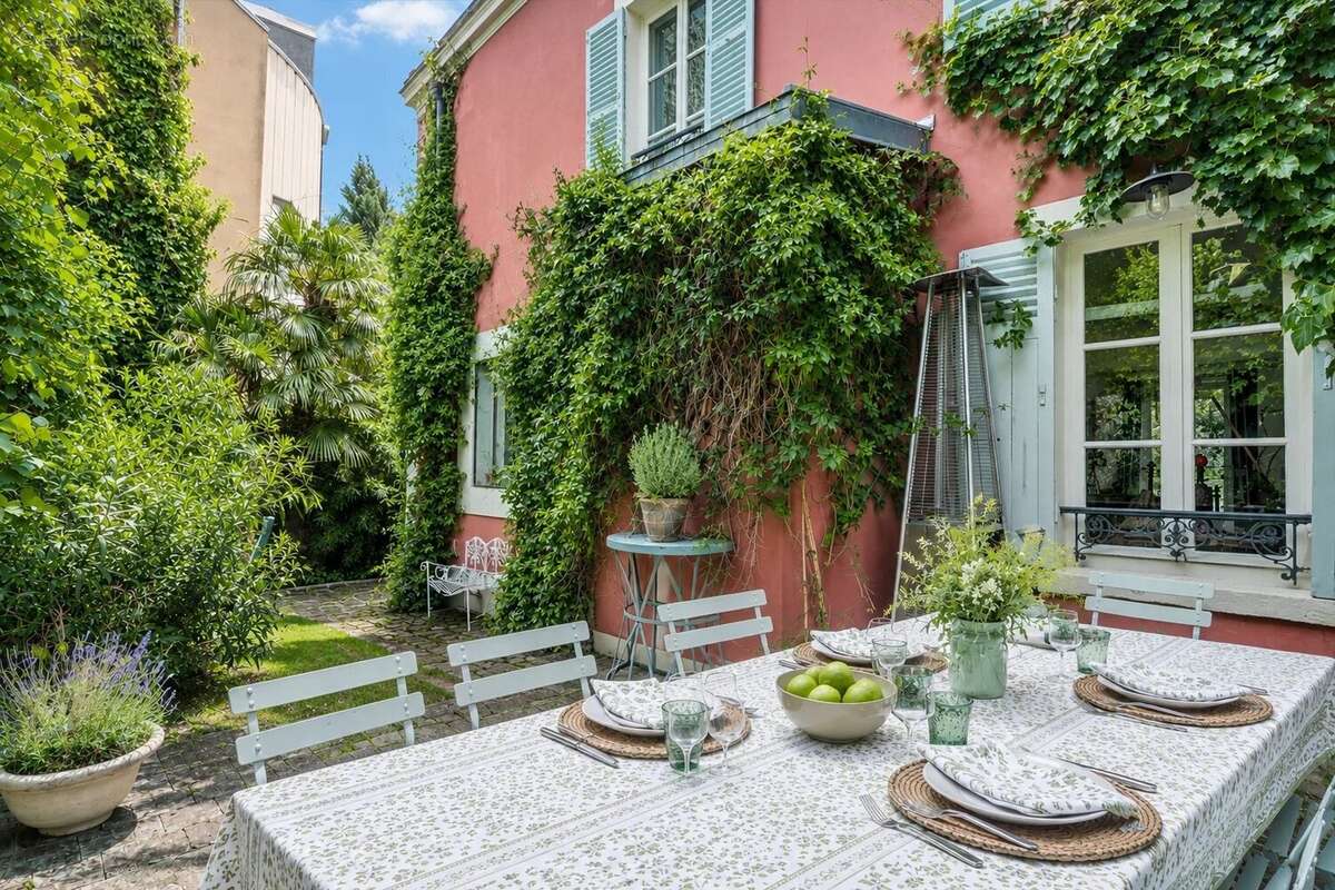 Maison à BAGNOLET